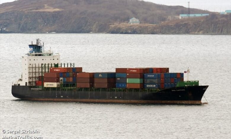 SIMA SAPPHIRE, yacht de luxe en mer