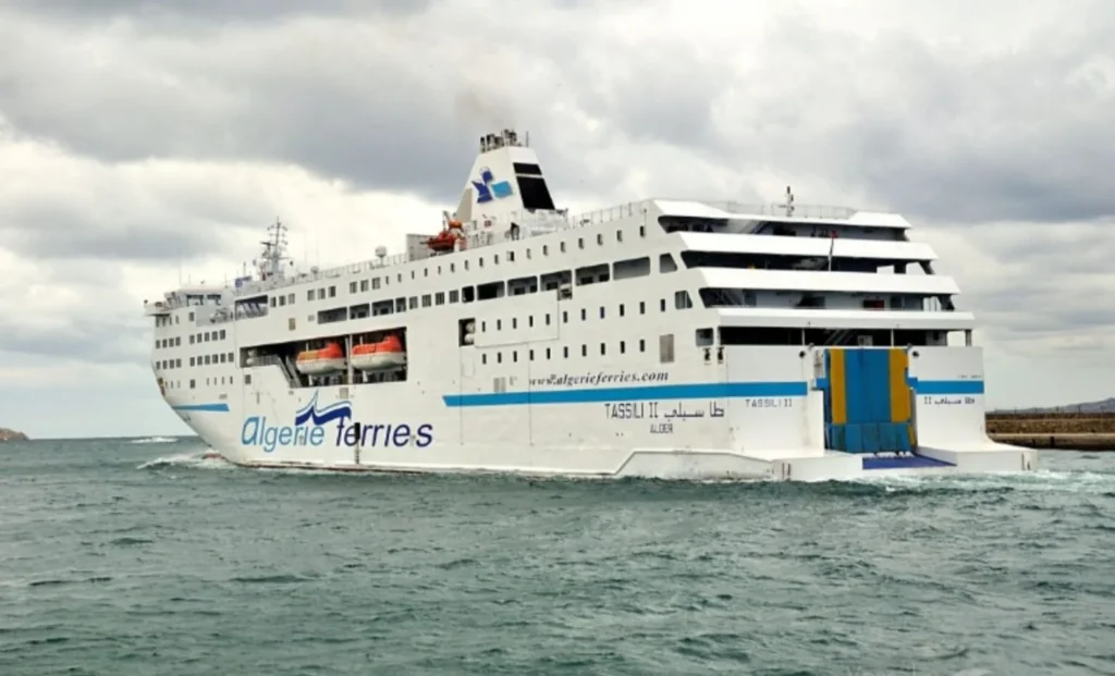 navire-tassili-ii-dalgerie-ferries-1536x931