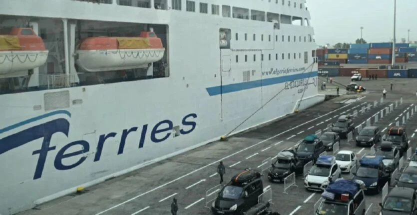 Traversée maritime avec Algérie Ferries en mer.