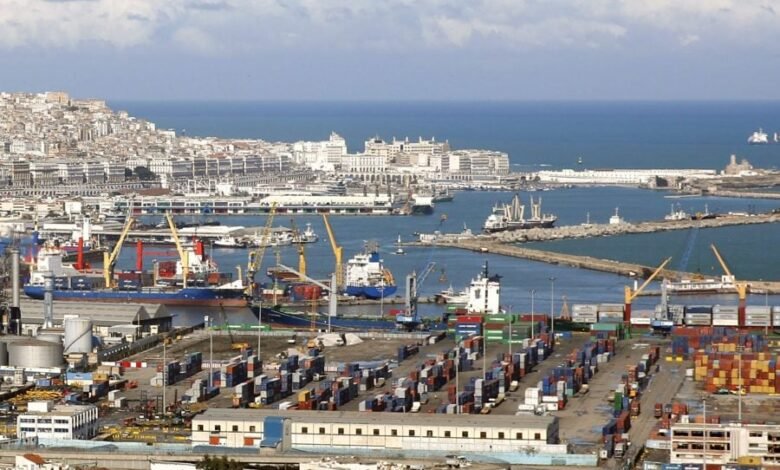 vue-sur-le-port-dalger-900x545