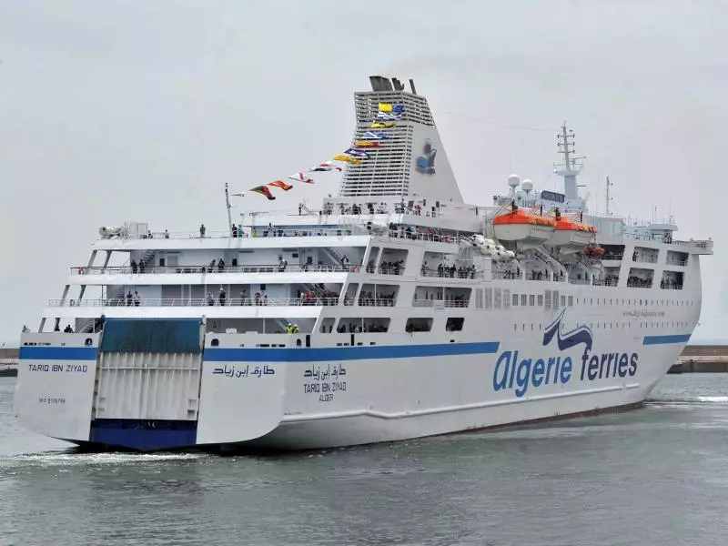 اكتشف الرحلات الصيفية 2026 مع الجزائر فيريز. الحجوزات مفتوحة من 15 يونيو إلى 15 سبتمبر، تربط الجزائر