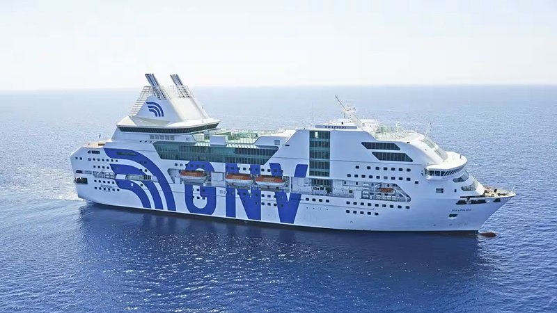 Les traversées maritimes entre l'Italie et l'Algérie ne commenceront pas en 2026. Découvrez les rais