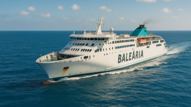 Ferry Baleària naviguant en Méditerranée